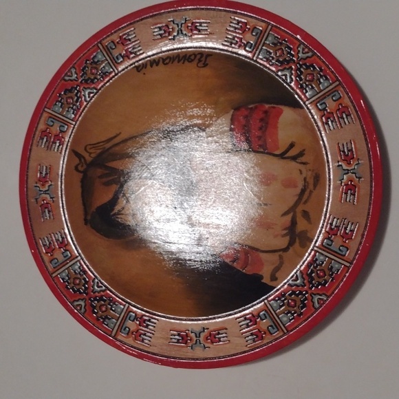 Hand Painted Romanian Romania Wooden Portrait Plates Woman Vlad Dracula Romania - Picture 8 of 16